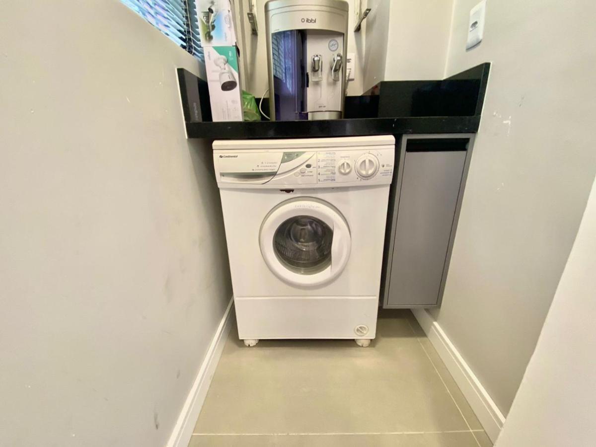 Apartamento Aconchegante E Moderno No Centro De Balneario Camboriu Bagian luar foto