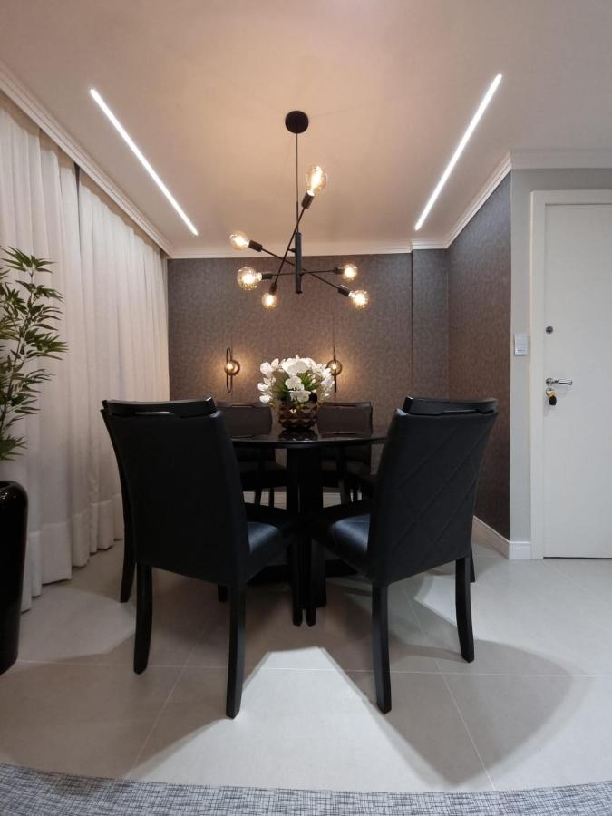 Apartamento Aconchegante E Moderno No Centro De Balneario Camboriu Bagian luar foto