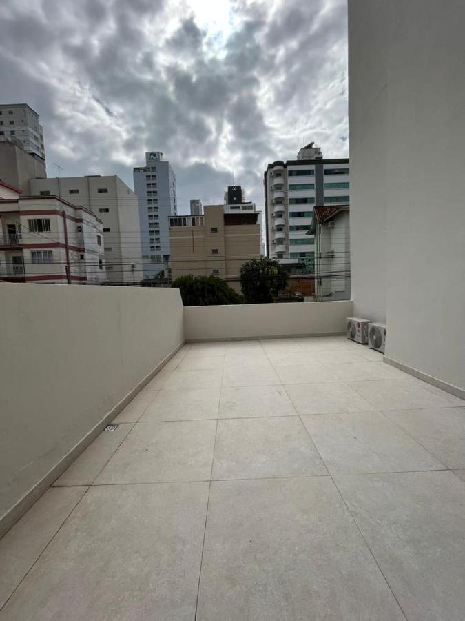 Apartamento Aconchegante E Moderno No Centro De Balneario Camboriu Bagian luar foto